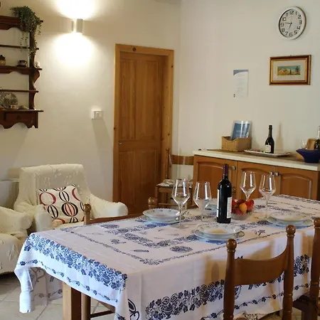 Holiday home Dimora Sogni Di Campagna By Teuladaapartments